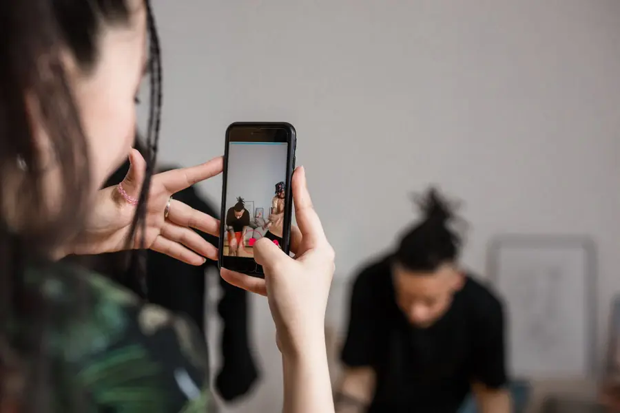 Ripresa con lo smartphone per un contenuto social