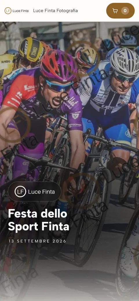 La pagina di vendita di una galleria vista dal telefono: la copertina dell’evento sportivo e il nome del fotografo